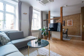 Extravagant-2 bedrooms-Bronze